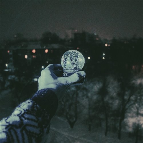 VØJ  ATSMXN - Winter Memories (Antipole Remix) 
