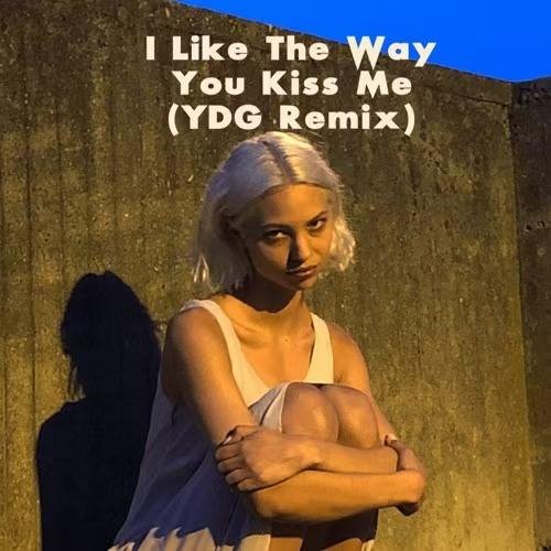 ARTEMAS - I LIKE THE WAY YOU KISS ME (DENXFAIRTER REMIX) 