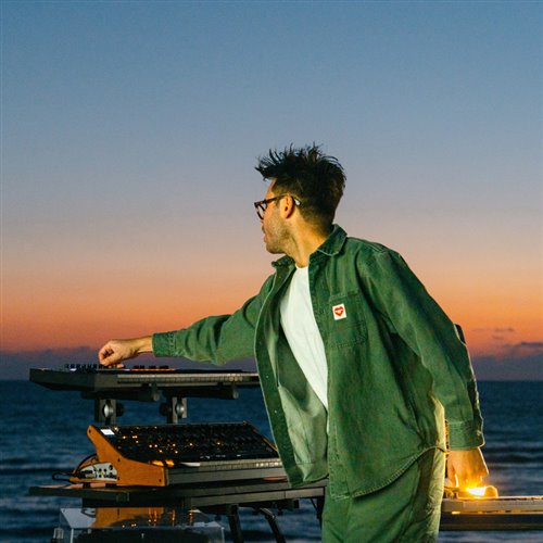 Romain Garcia - well.. summer is over (Original Mix)